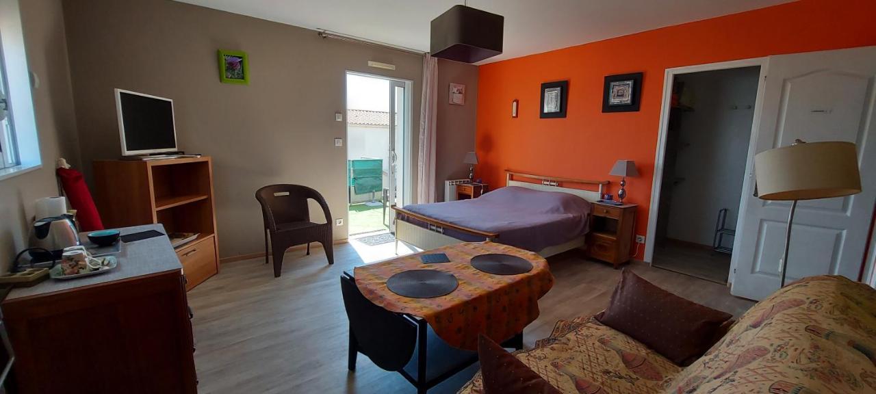 Chambre D'Hote Fleur De Potager Les Sables-dʼOlonne Eksteriør bilde
